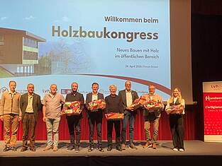 Gruppenfoto Protagonisten Forum Holzbau Brixen