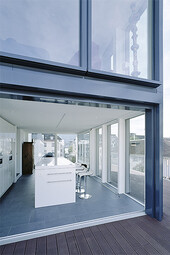 Terrasse et cuisine