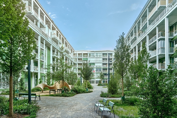 Aufnahme mit Sicht im Innenhof