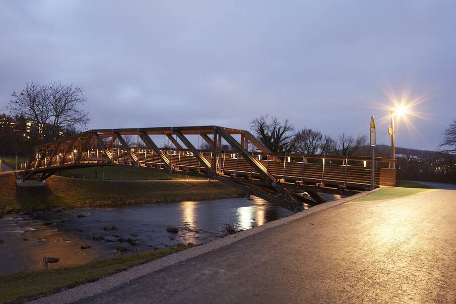 Fussgänger- und Velobrücke Tüfisteg