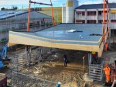 Holzabdeckung nach der Verlegung