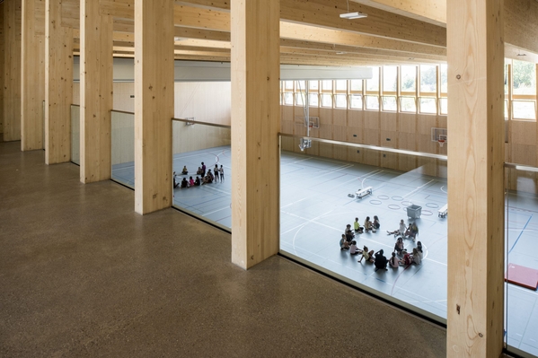 Blick von der Galerie auf die Turnhalle Foto ©Primula Bosshard