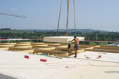 Montage von Dachelementen